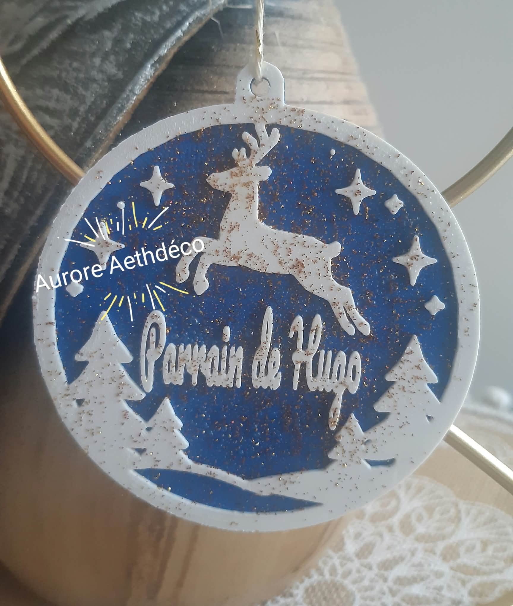 Boule de Noël Paillettée Personnalisée « Parrain » — Décoration Sapin Ciel Étoilé & Renne