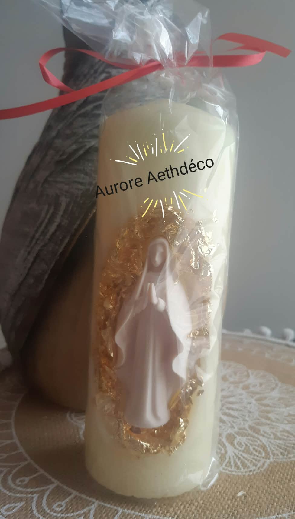 Bougie Artisanal Personnalisée Édition Vierge Marie & Feuille d'Or 14 cm