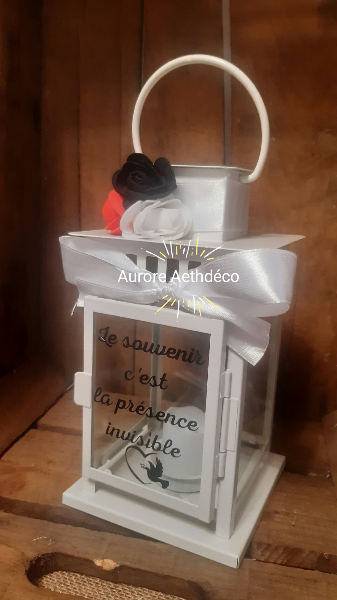 Lanterne Hommage Personnalisée pour la Toussaint — « Le souvenir c'est la présence invisible » – Image 3
